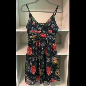 🔸Floral Dress